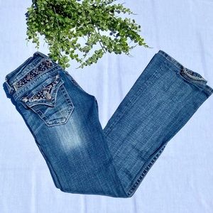Adorable Blingy Miss Me Jeans Buckle Medium Wash